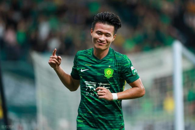 开云体育官网-邵佳一国足头号球星诞生！上演连场破门，新世界杯周期主力稳了？|林良铭|热身赛|北京国安|王钰栋|谢文能_新浪体育_新浪新闻